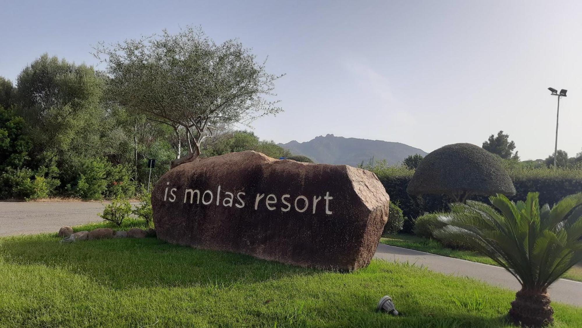 Golf & Sea Residence Is Molas プーラ エクステリア 写真